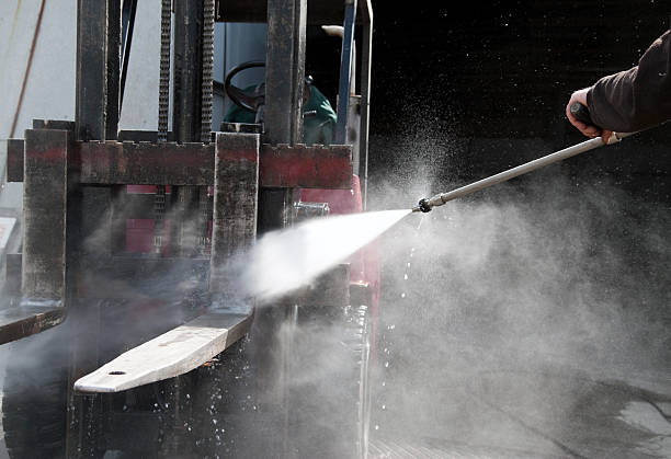 Best Commercial Building Pressure Washing  in Questa, NM